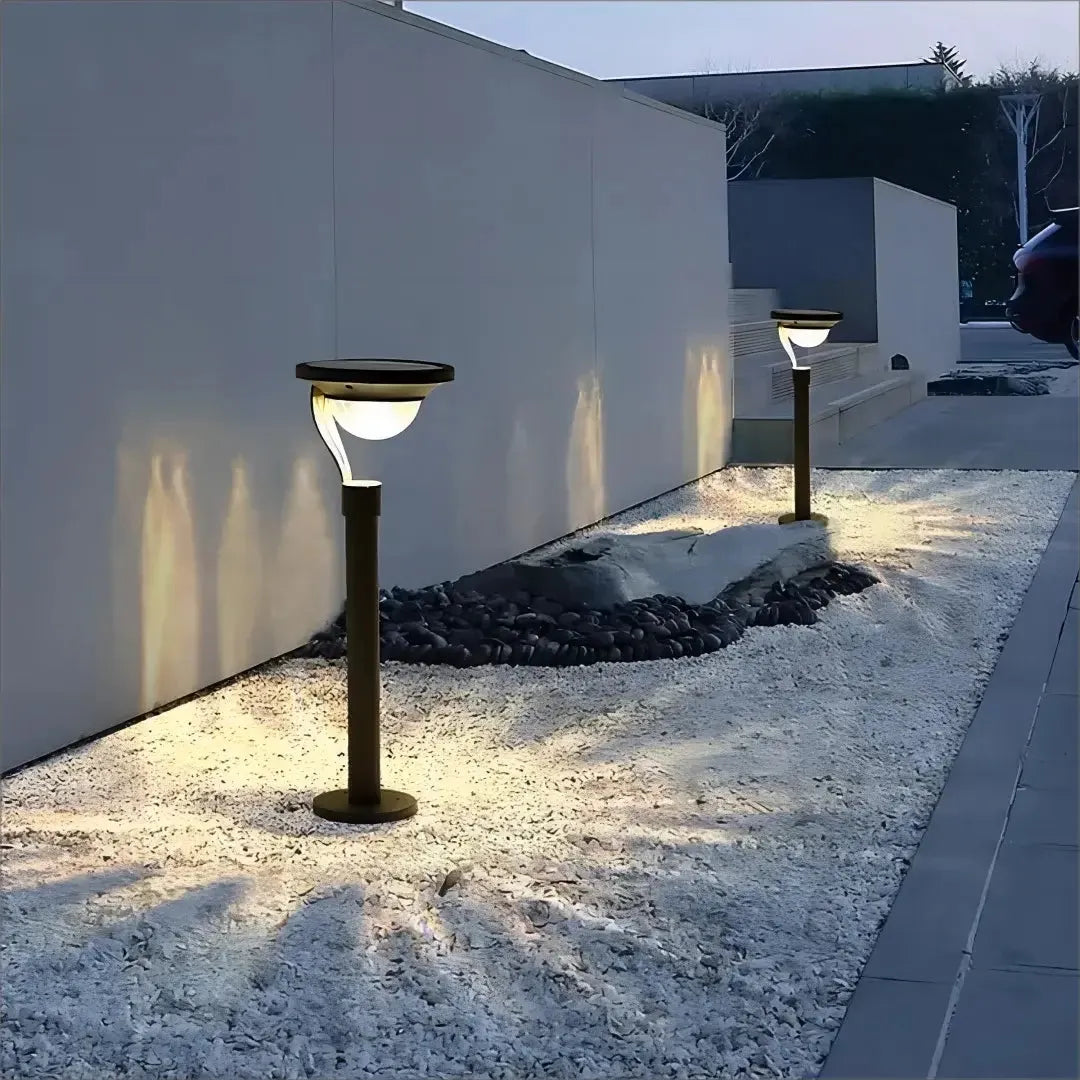 GardenGuard Light - Vattentätt solarljus för trädgården