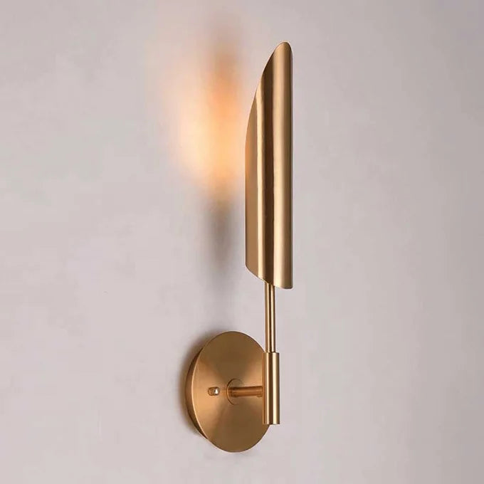 LuxeGlam - Gyllene Industriell Vägglampa för Hotell och Vardagsrum