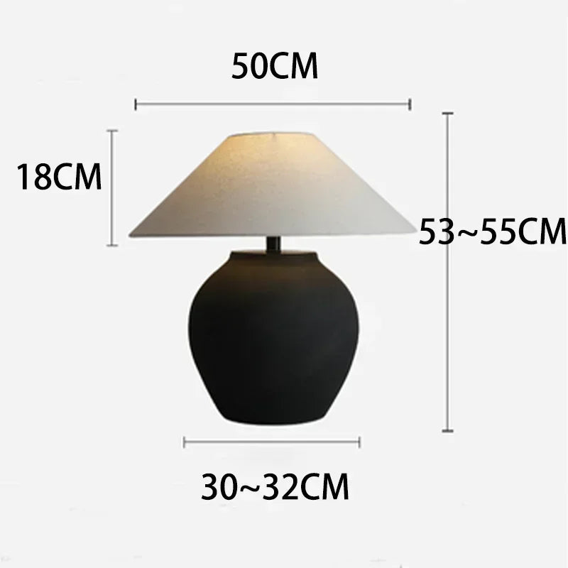 LumeVase – Keramisk Bordslampa med Minimalistisk Design