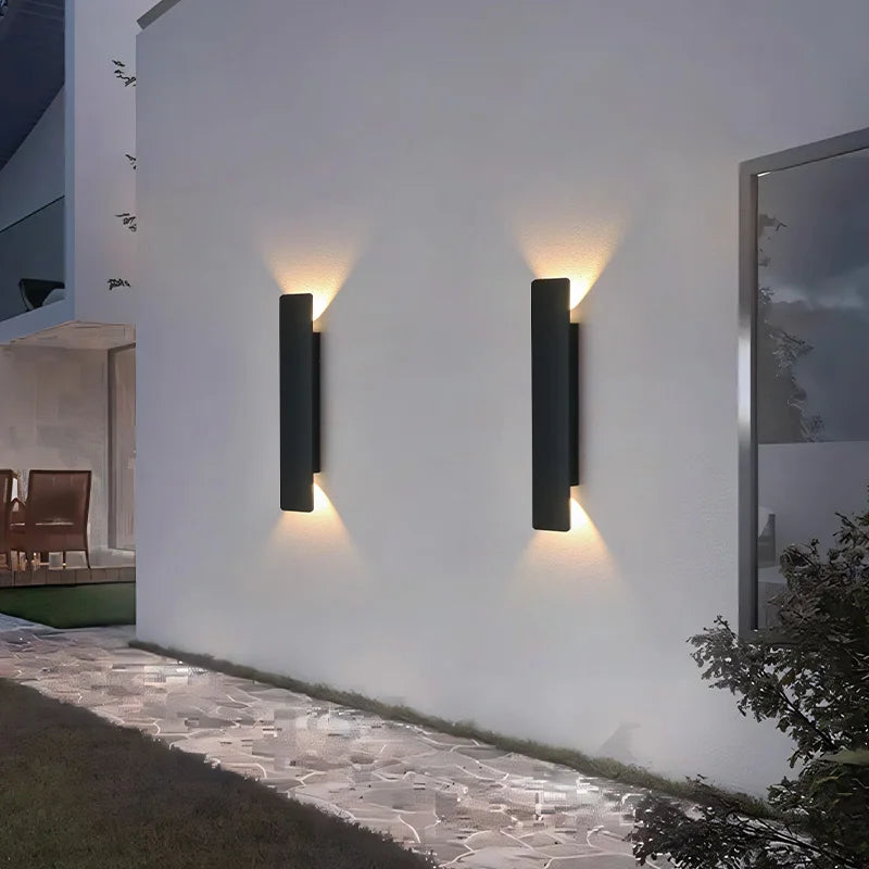 LumaStrix Noir | Väderbeständig LED utomhusvägglampa i aluminium, 18W