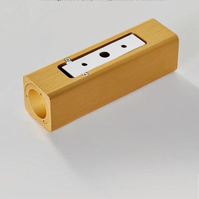 GlowLuxe - Modern LED Vägglampa för Sovrum & Korridor