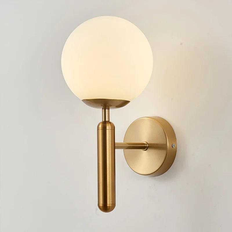 Arnea Vist | LED-vägglampa i modern design för sovrum och vardagsrum
