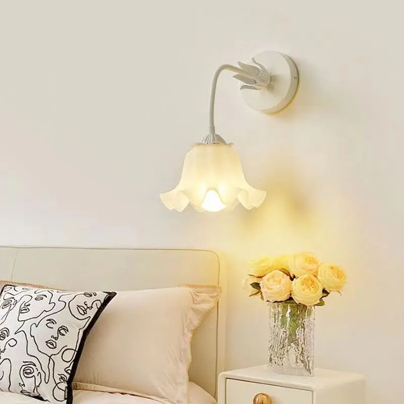 FrenchBloom - Vägglampa Sovrum Med Blomdesign