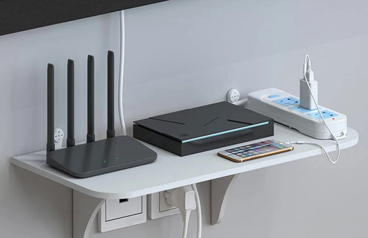 Carvallo Organizer | Svävande väggställ utan borrning | Dold hållare för WLAN-router, TV-låda & tillbehör | PVC, Vit | 30 × 15 × 12 cm