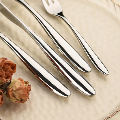 Skarlind | 5-delat bestickset i rostfritt stål för steak &amp; middag