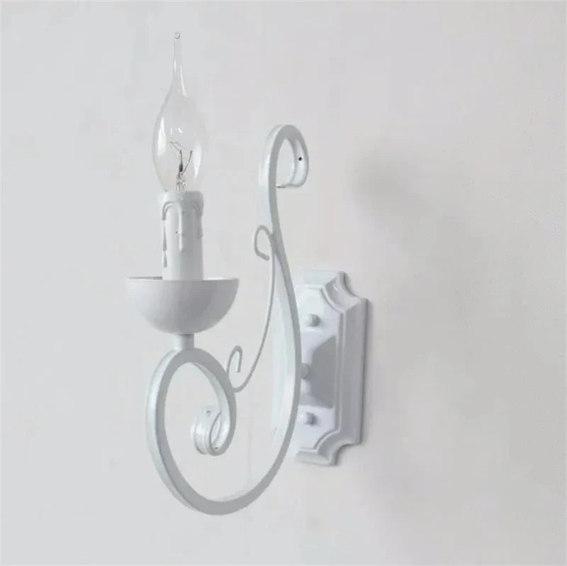 VintageGlow - Vit Metallvägglampa med Stearinljus E14