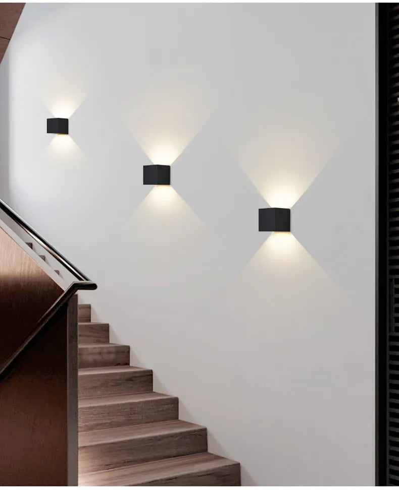 SensorLux - Vägglampa med Rörelse Sensor