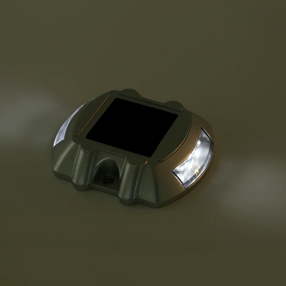 Carvallo Solar LED Vägbelysning i aluminiumtryck | IP68 Vattentät | 6 LEDs för uppfart, väg & trädgårdsstig