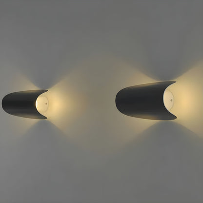 Arcella | Dimbar LED-vägglampa i kurvig design för varmt ambientljus