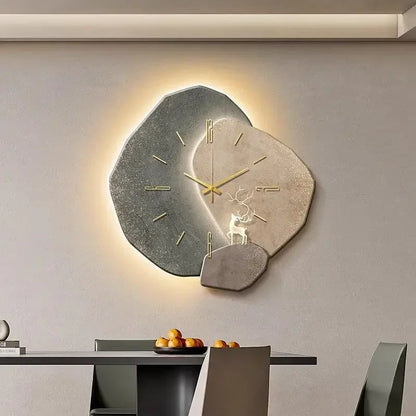 Auralume Circa | LED-belyst väggklocka med modern design