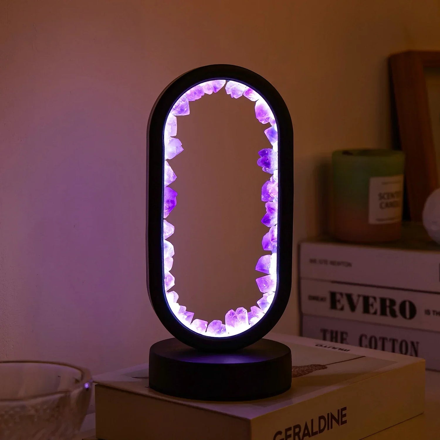 AuraStone Soluna | Amethyst kristallampa med mjukt naturbelysning