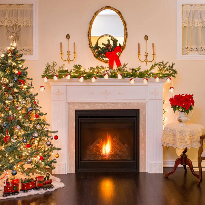 LED-julhus av trä med festlig belysning