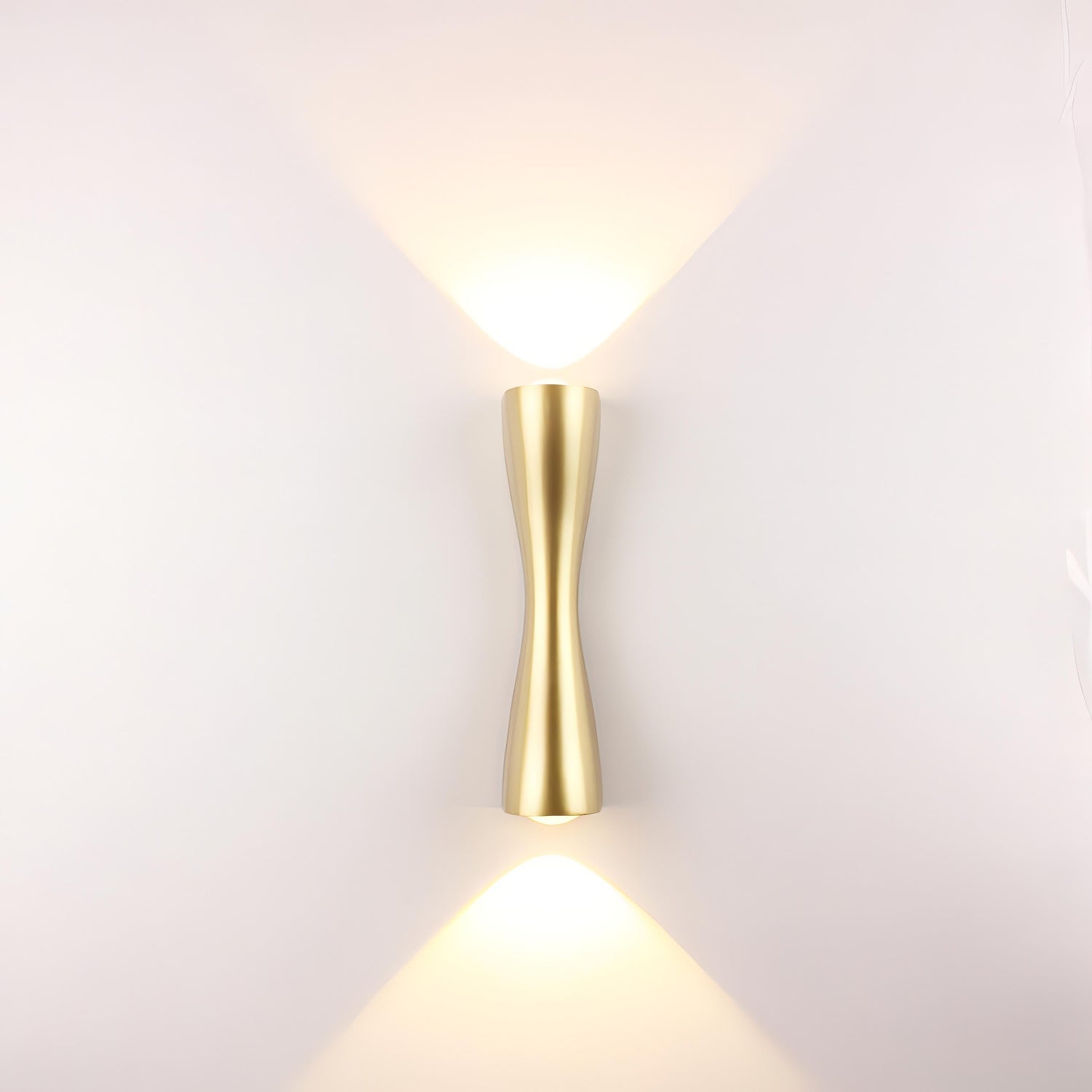 Lachlan - Utomhus LED Upp/Ner Modern Böjd Vägglampa
