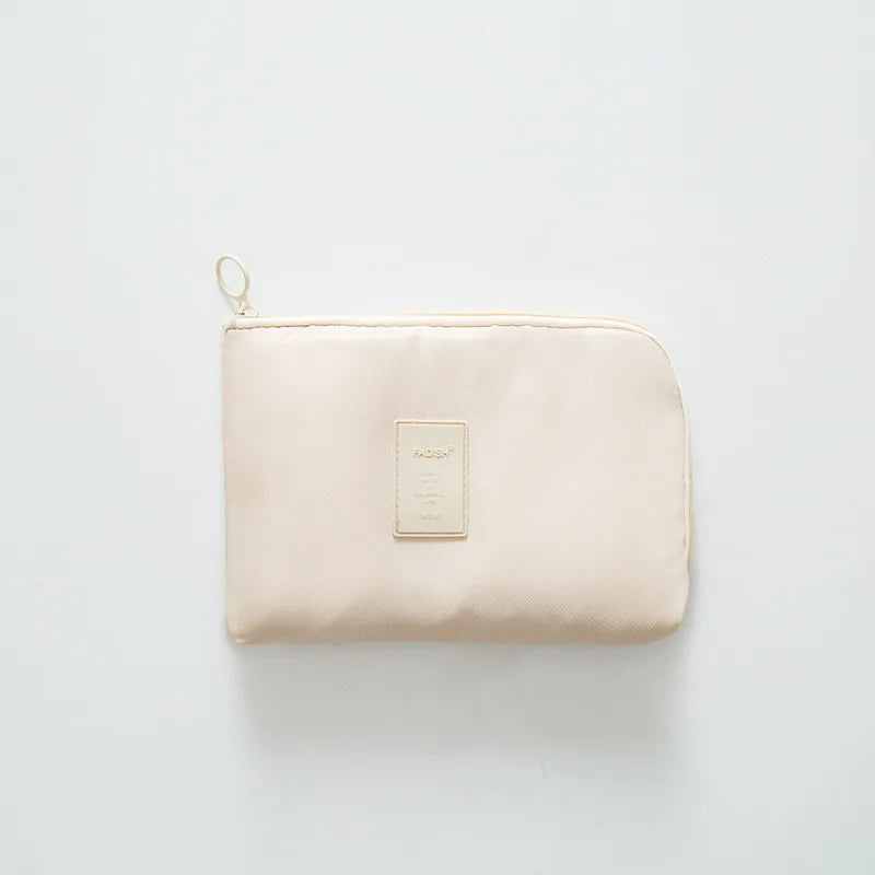 Carvallo Resväska för elektronik | Vattentät & Stötsäker | För powerbank, kablar & hörlurar | Stort kapacitet