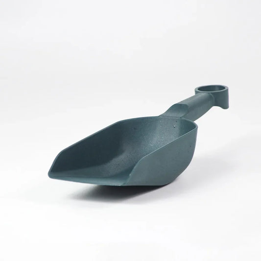 Carvallo SoilScoop trädgårdsskovel i plast | Ergonomiskt handtag & förstärkt skovelområde | Platsbesparande & lätt | För jord, sand & gödsel
