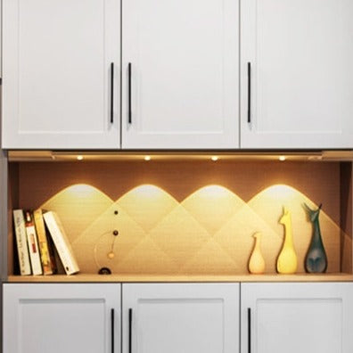 Royelux Rörelsesensor LED Skåplampa – Ultra-tunn, USB-laddningsbar och dimbar