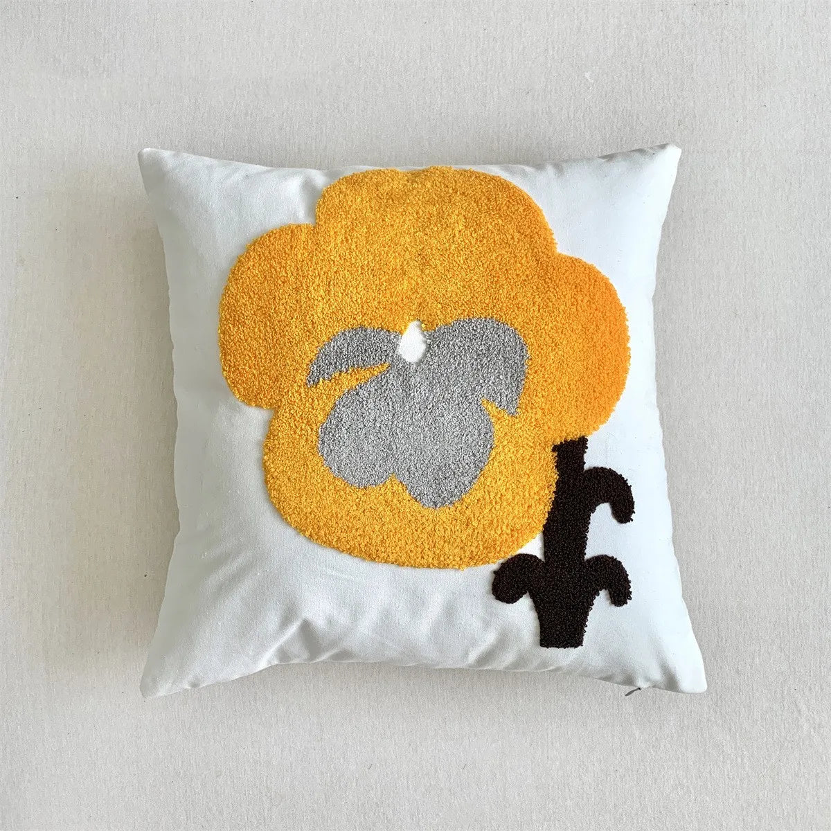 Carvallo – Jacquard Kuddöverdrag med Fina Solrosmönster