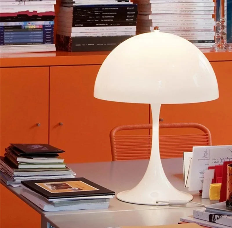 RoyaleGlow Retro Dansk Bordlamp / Golvlampa - Ikonisk Svampdesign för Moderna Utrymmen