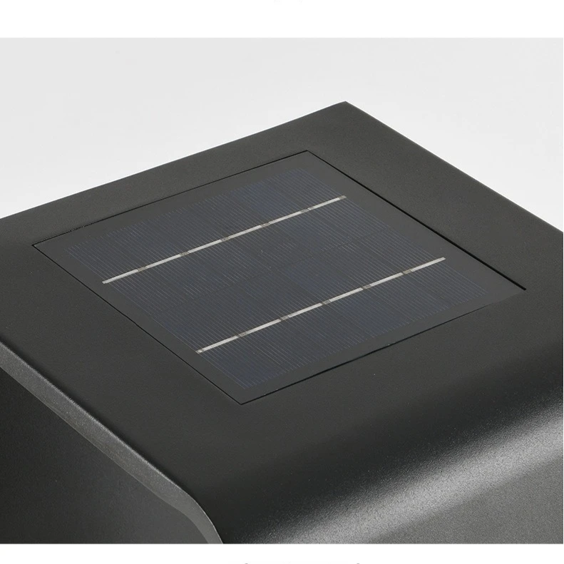 Modern solterrasslampa