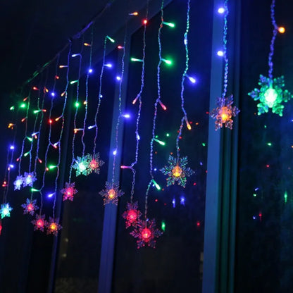 LED ljusslinga med snöflingor – Färgglada dekorationljus för jul och festdekoration