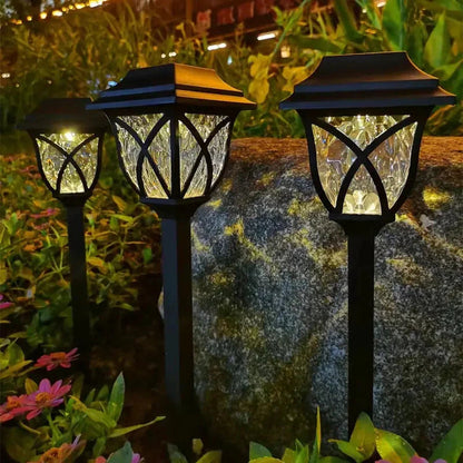 Solar Trädgårdbelysning med Naturlig Charm – Eleganta Lampor för Utomhusbruk