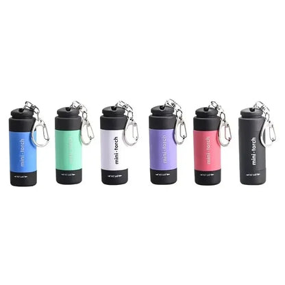 Carvallo Mini LED fackla med nyckelring | USB-laddning | Vattentät &amp; Ultralätt | 5,2 × 2,1 cm