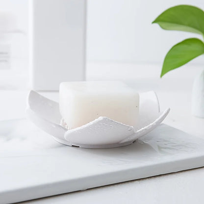 Carvallo LotusBloom | Halkfri &amp; Självvattenavledande | Silikon Tvålarhållare i Lotusdesign