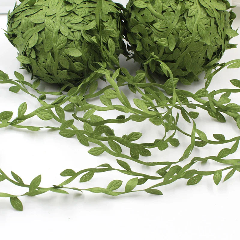 Carvallo Dekoband med konstblad | Grönt bladband | För DIY, bröllop, borddekoration & presentförpackning