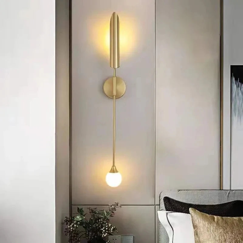 LuxeGlam - Gyllene Industriell Vägglampa för Hotell och Vardagsrum