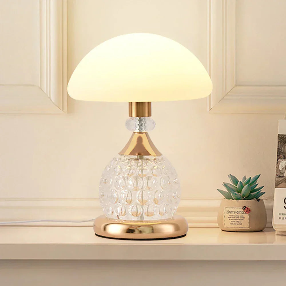 CrystalShine - Elegant Kristall Svamplampa med LED Belysning