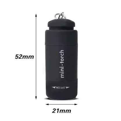 Carvallo Mini LED fackla med nyckelring | USB-laddning | Vattentät &amp; Ultralätt | 5,2 × 2,1 cm