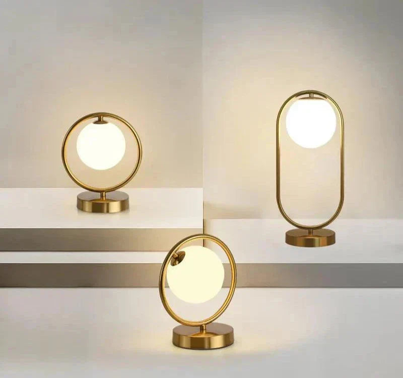 LumiAura - Dimbar Lampa med Unik Ringdesign
