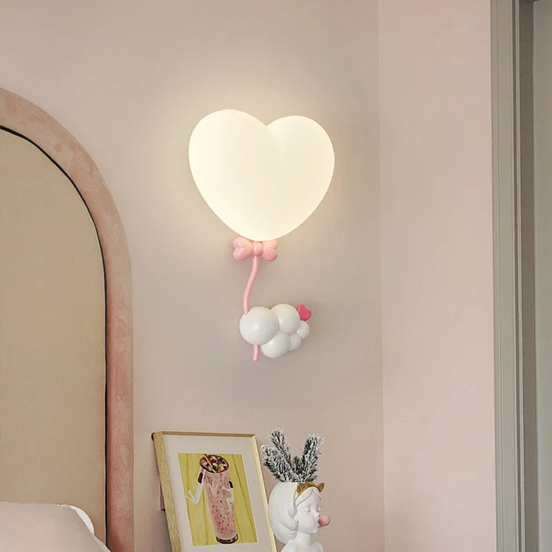 LoveLicht - Rosa Kronmoln Hjärtdesign LED Sänglampa