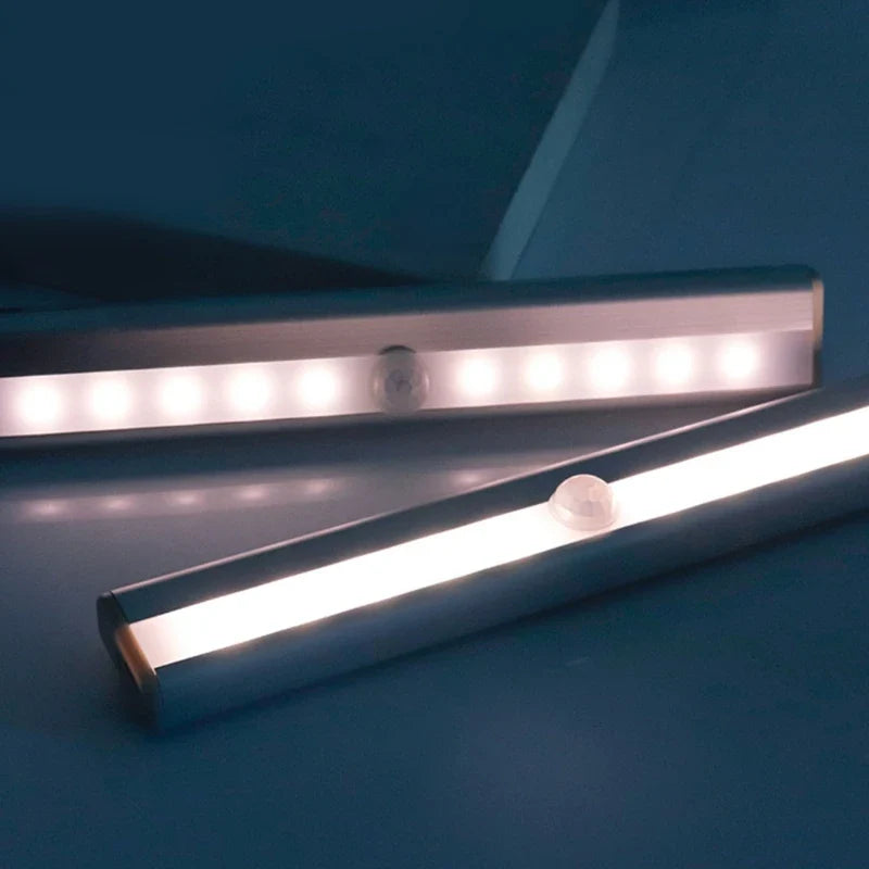 Trådlös LED-lampa med rörelsesensor