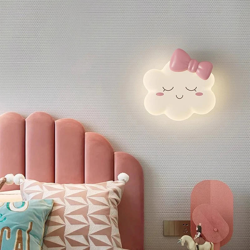 RomanticCloud - Vägghängd Lampa Barnrum Prinsessstil