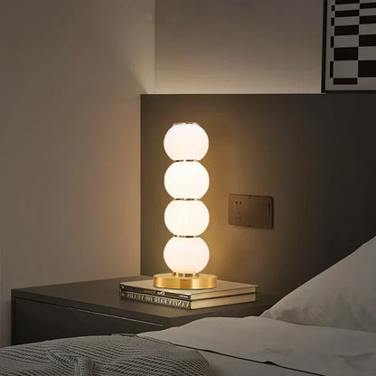 LuxeRadiance - Stilfull Bordslampa med Mjuk LED Ljus