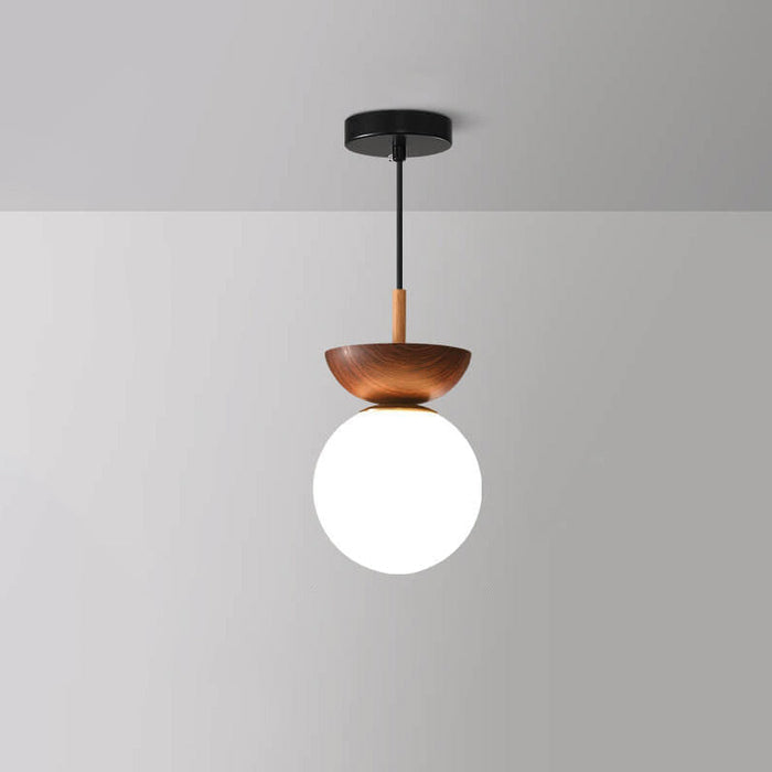 Plafondlampa i japansk designstil