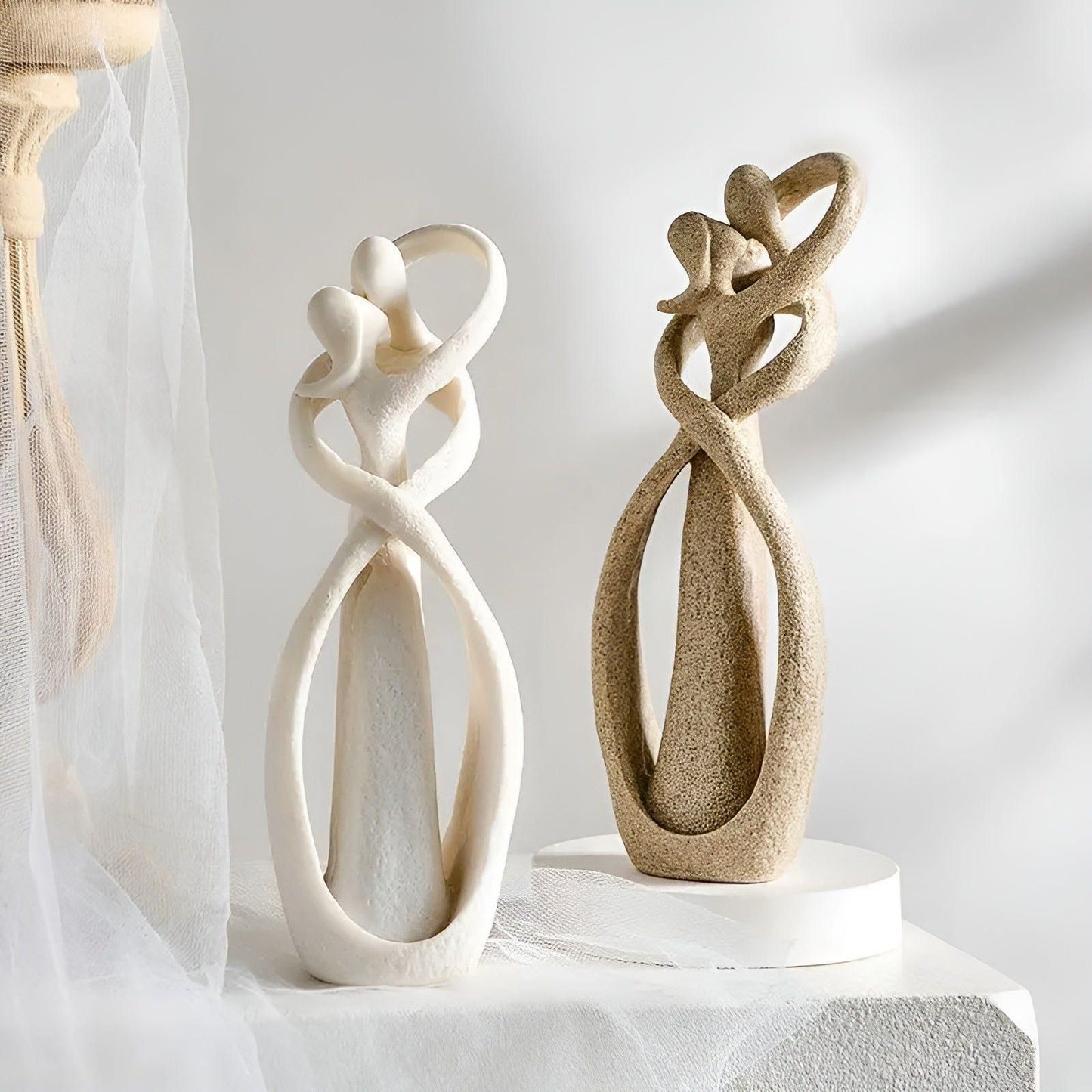 LoverBond Staty - Sandsten Abstrakt Tidlös Kärleksstaty