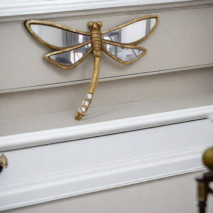 NatureGrace - Elegant blommig väggkonst för naturlig charm