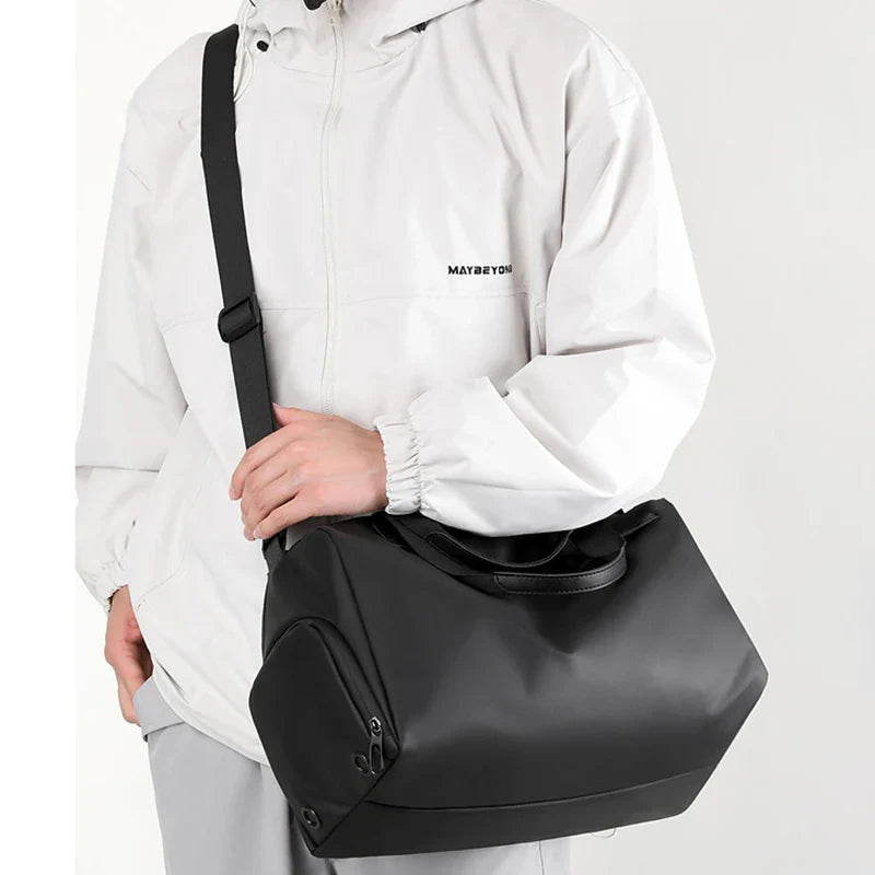 Carvallo Vattentät Resväska med Fuktfack | Stor Sport- & Helgväska för Damer & Herrar | Axelväska med Bärrem | Perfekt för Fitness, Resor & Vardagen