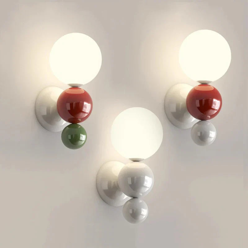 PearlGlow - Nordisk LED Vägglampa med Justerbart Färglys