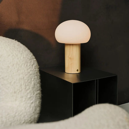 Lumari Senso | Dimbar bordslampa i trä och glas med batteri