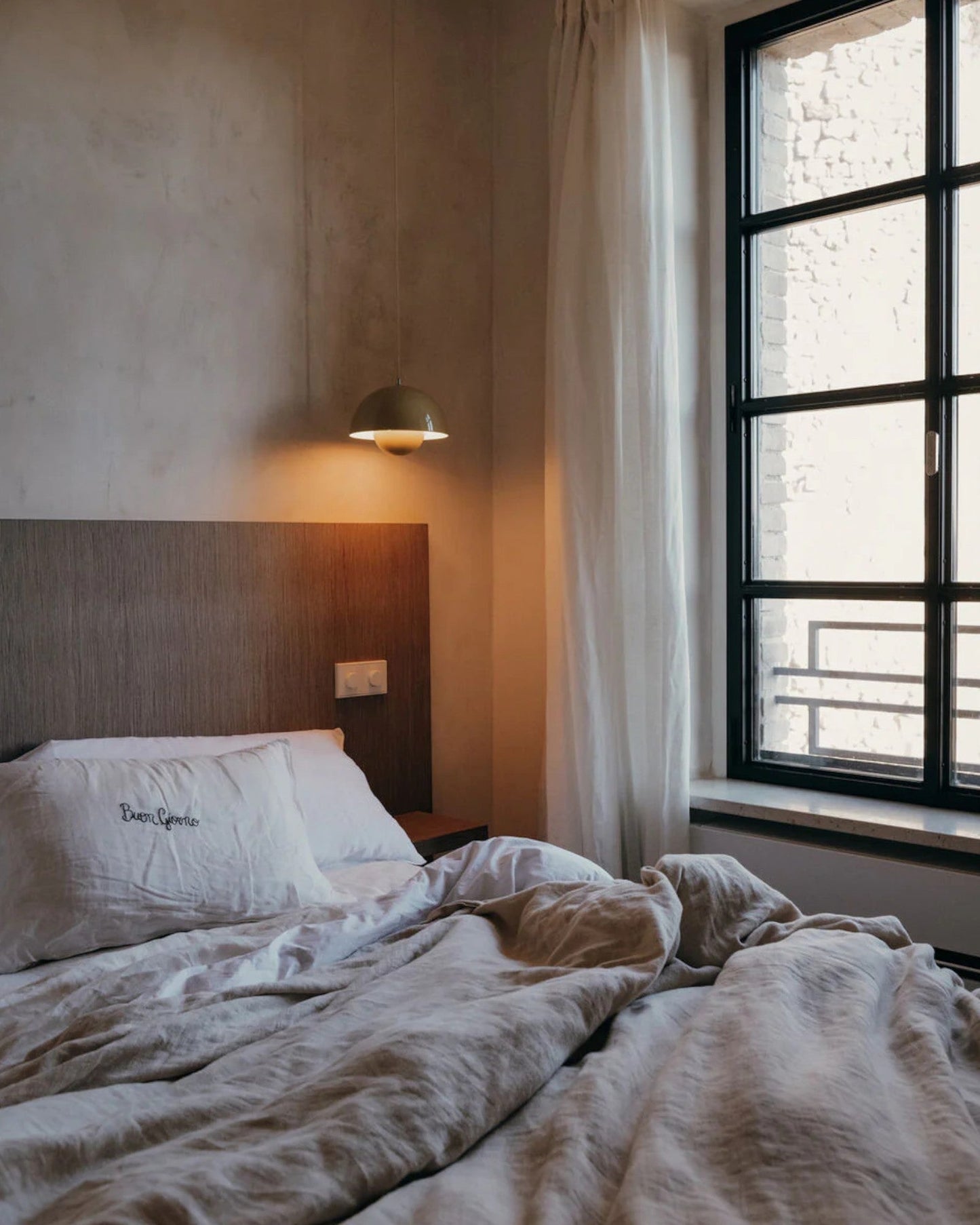 Carvallo – Ø23cm Taklampa med Justerbar 2m Sladd och Varm Vit Ljus