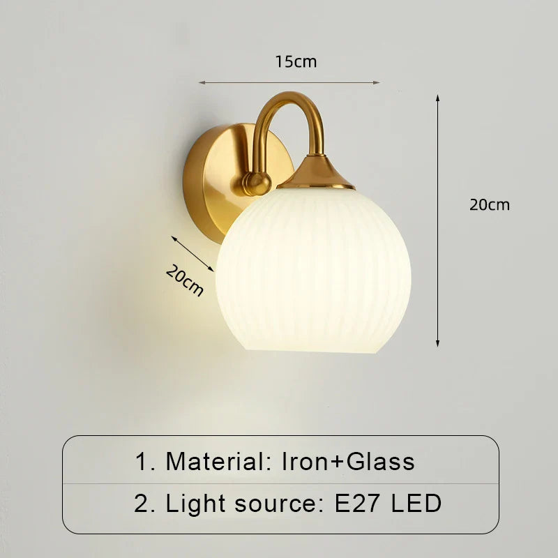 ModernWall - Nordisk LED Vägglampa med Glaslock för Stämningsfull Inomhusbelysning