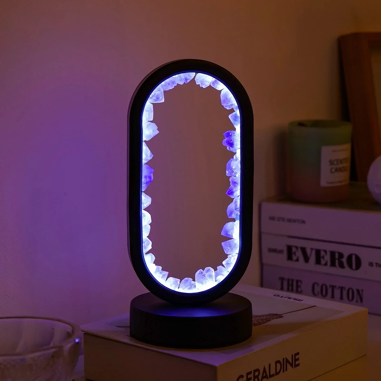 AuraStone Soluna | Amethyst kristallampa med mjukt naturbelysning