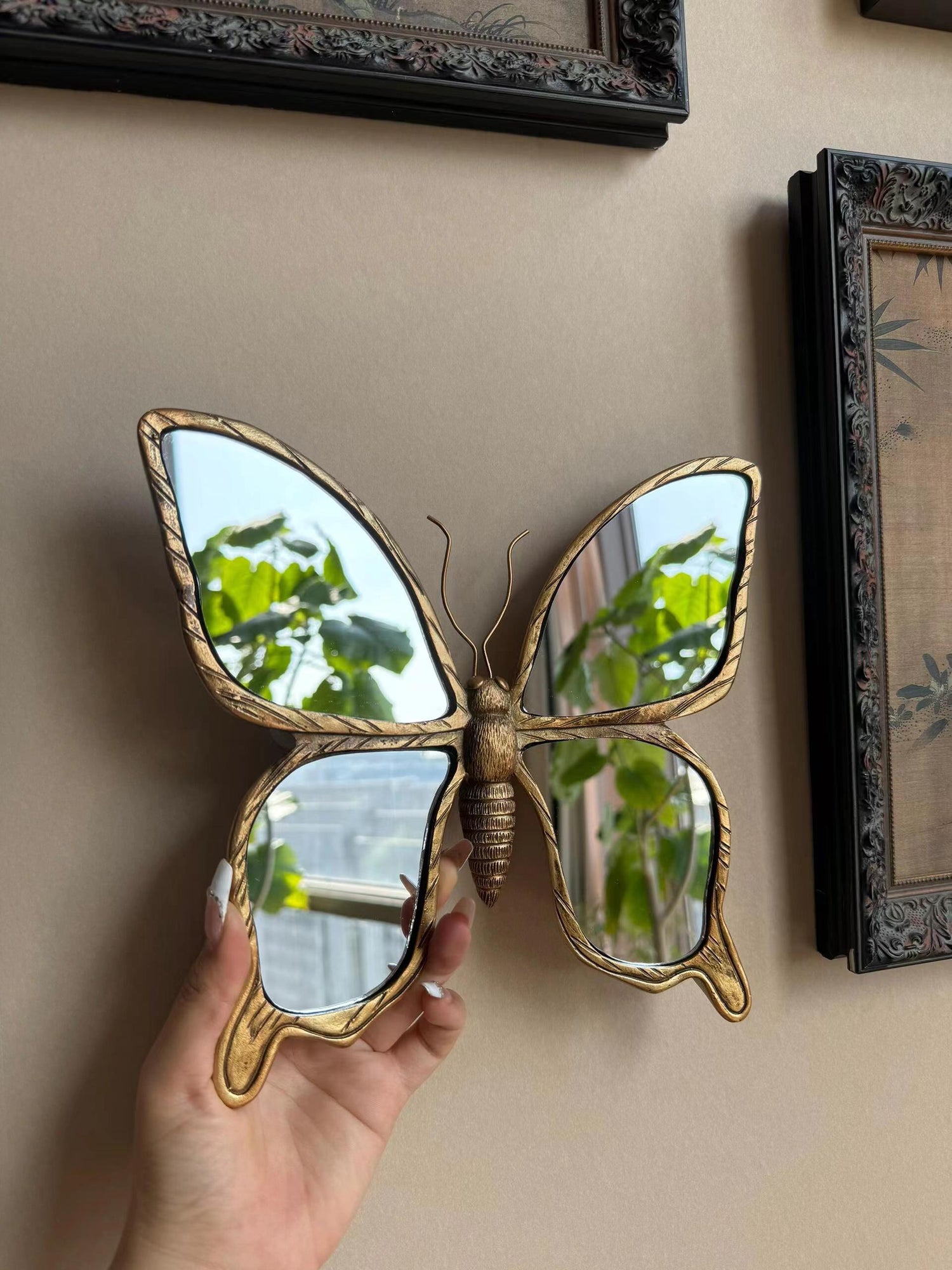 NatureGrace - Elegant blommig väggkonst för naturlig charm