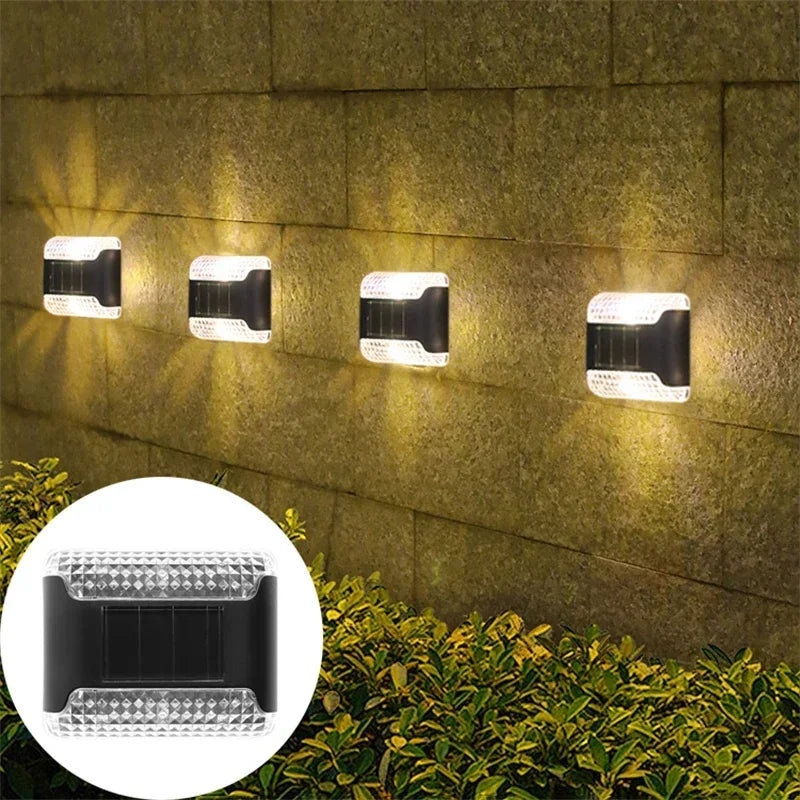 Carvallo Solar-vägglampa i 4-pack | Rörelsesensitiv | IP65 Vattenskydd | Varmvitt LED-ljus
