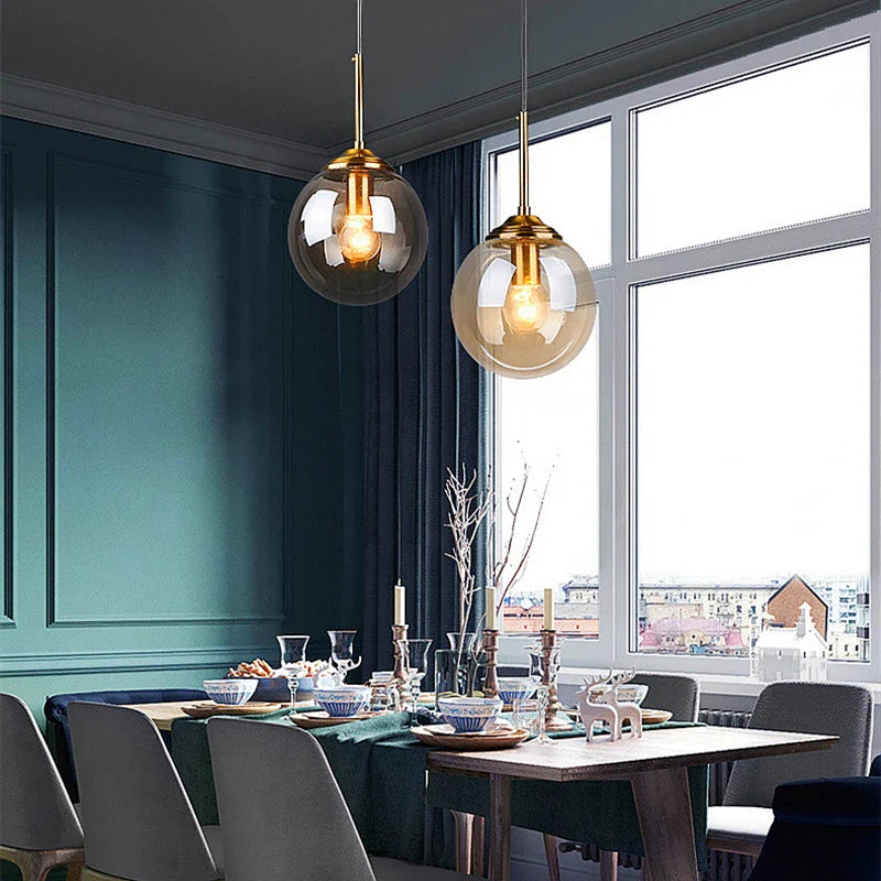 Solvyn Era | LED-Glaspendellampa med metallaccent för sovrum och matplats