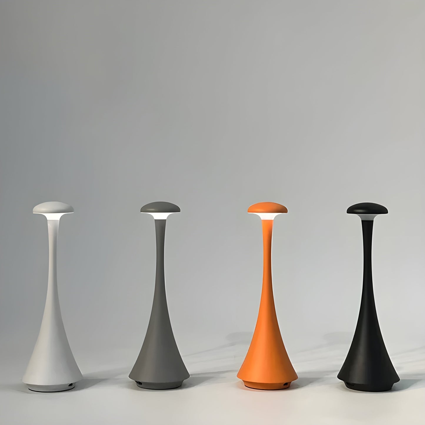 Carvallo Bärbar LED Bordslampa | USB-laddning | Dimbar i 3 ljusfärger | Marmor-effekt | Aluminiumhölje