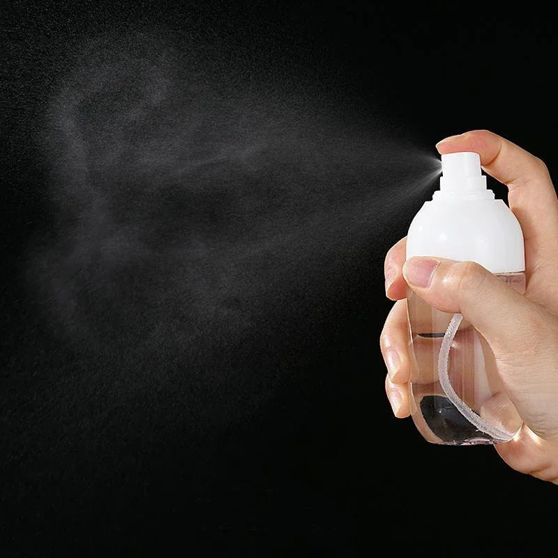 Carvallo Återfyllbar pumpflaska i plast | 50 ml / 150 ml resebehållare för schampo, lotion & kosmetik | Lätt, läckagesäker & återanvändbar